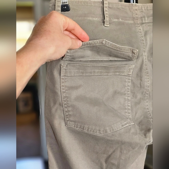 Nili Lotan Women's Cropped Military Pant - Picture 8 of 12